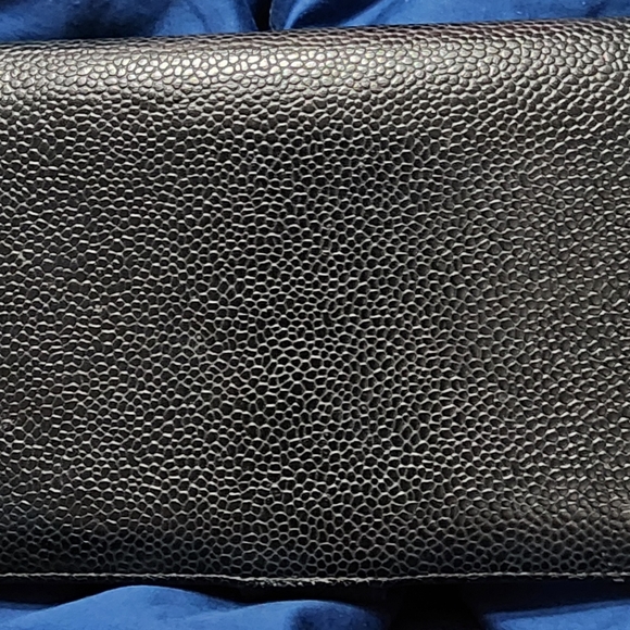 Chanel CC logo GUC BLACK CAVIAR KISSLOCK LONG BIFOLD WALLET - Picture 2 of 8